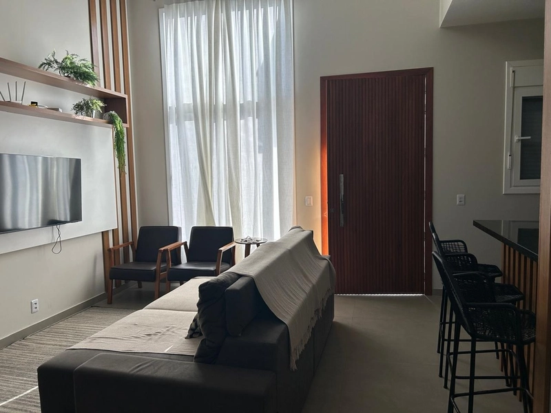 Linda Casa a Venda em Noiva do Mar, com 2 Suítes e Piscina Privativa!: 2ª foto da galeria de imagens do imóvel