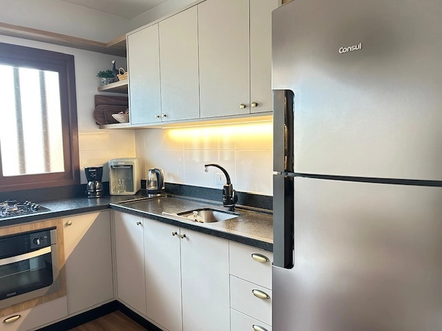 Linda Casa com 3 Dormitórios, Living integrado e em Ótima Lozalização!: 8ª foto da galeria de imagens do imóvel