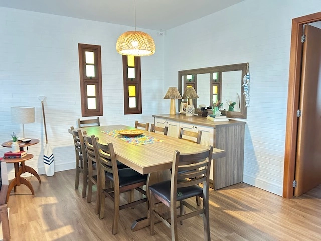 Linda Casa com 3 Dormitórios, Living integrado e em Ótima Lozalização!: 6ª foto da galeria de imagens do imóvel