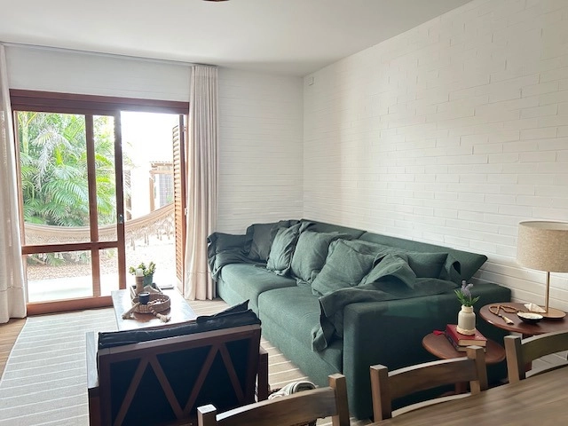 Linda Casa com 3 Dormitórios, Living integrado e em Ótima Lozalização!: 4ª foto da galeria de imagens do imóvel