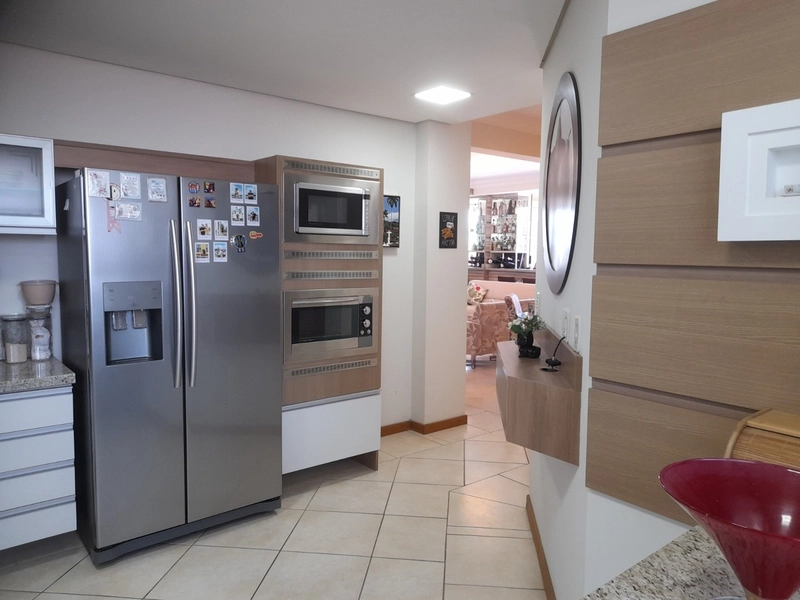 1 banheiro Living integrado com lareira Cozinha americana  Sacada com: 14ª foto da galeria de imagens do imóvel