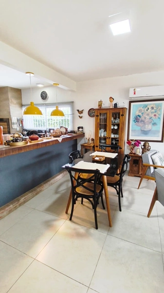 Casa Completa e Charmosa em Xangri-Lá com Piscina e Espaço Gourmet!: 9ª foto da galeria de imagens do imóvel