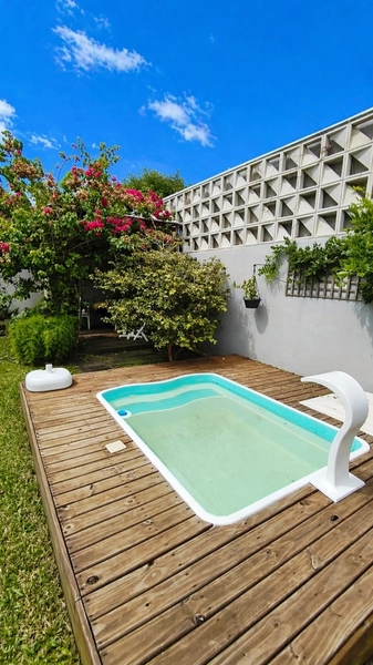 Casa Completa e Charmosa em Xangri-Lá com Piscina e Espaço Gourmet!: 4ª foto da galeria de imagens do imóvel