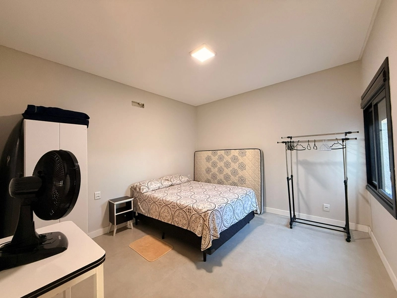 Lindo Geminado Semi-Mobiliado em Localização Privilegiada!: 9ª foto da galeria de imagens do imóvel