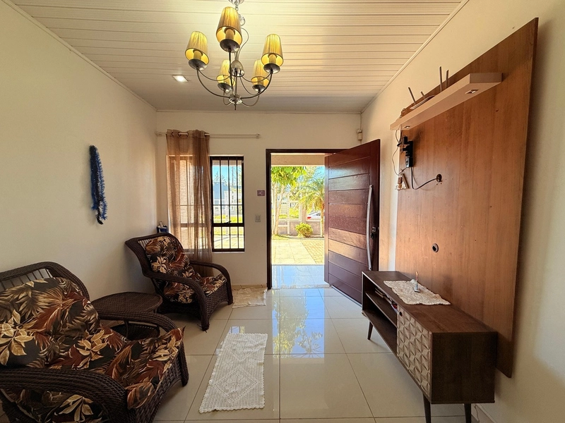 Casa com 3 Dormitórios, Pátio Amplo e churrasqueira!: 4ª foto da galeria de imagens do imóvel