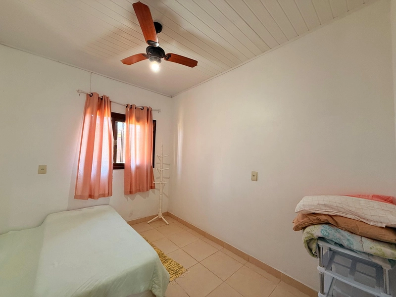 Casa com 3 Dormitórios, Pátio Amplo e churrasqueira!: 14ª foto da galeria de imagens do imóvel