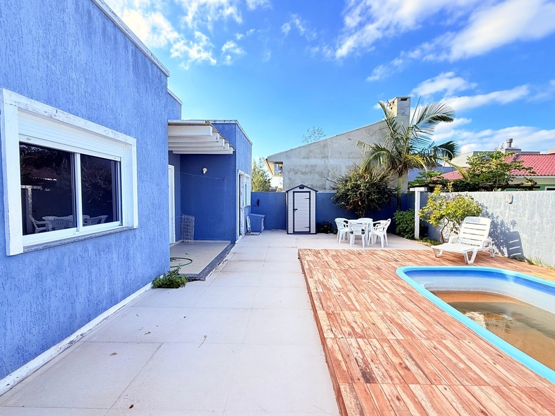 Linda Casa em Atlantida Sul com 3 Dormitórios e Piscina!: 20ª foto da galeria de imagens do imóvel