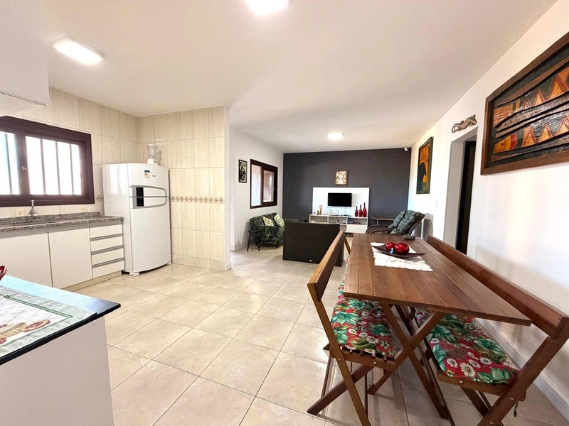 Casa com 3 Dormitórios, Living integrado e Garagem com Churrasqueira!: 11ª foto da galeria de imagens do imóvel