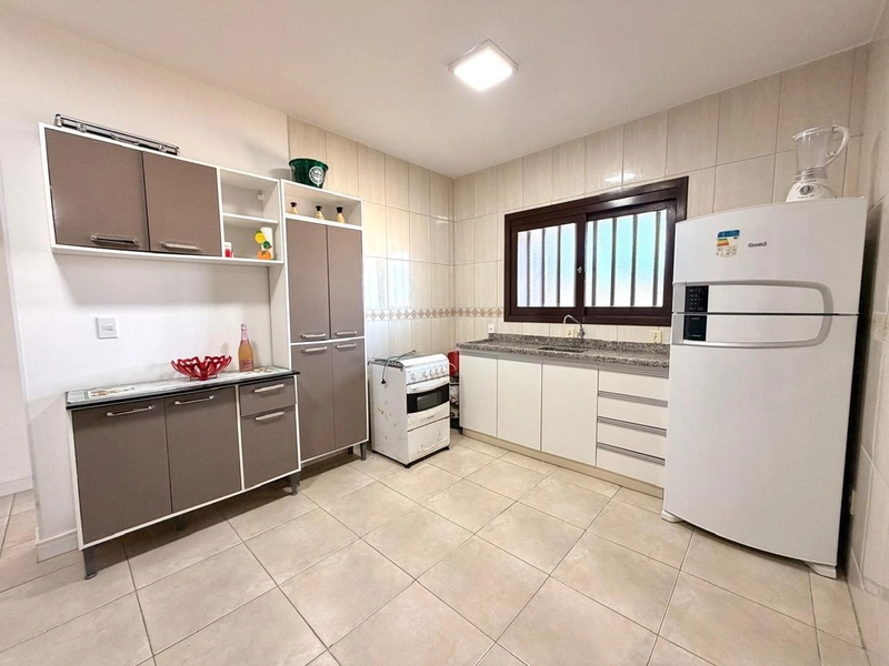 Casa com 3 Dormitórios, Living integrado e Garagem com Churrasqueira!: 10ª foto da galeria de imagens do imóvel
