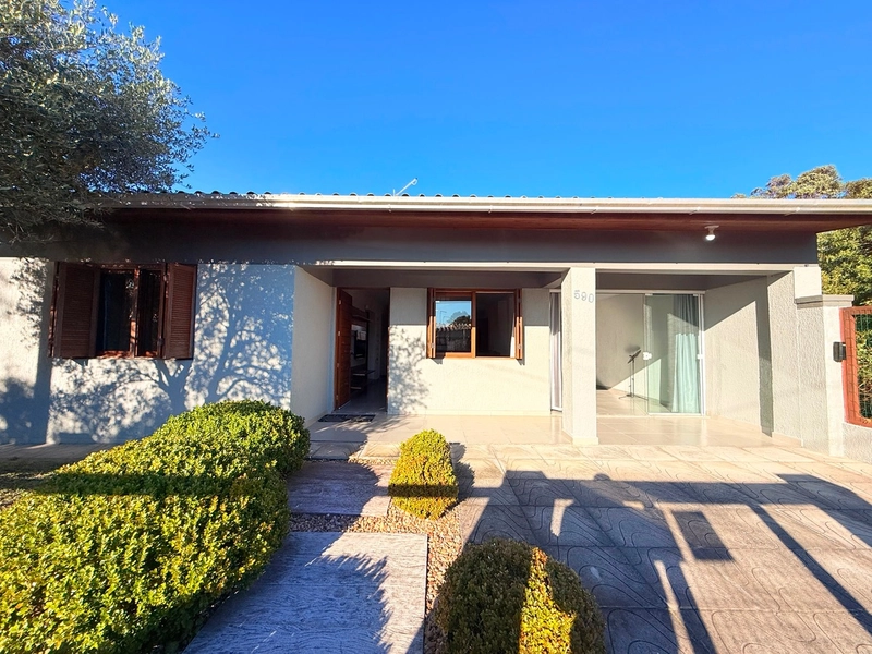 Linda Casa em Noiva do Mar: 1ª foto da galeria de imagens do imóvel