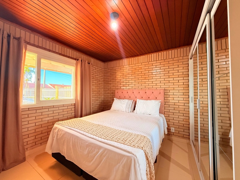 Incrivel Casa em Atântida Sul: 13ª foto da galeria de imagens do imóvel