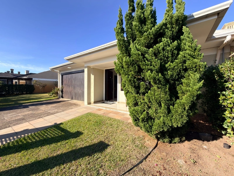 Casa Com 02 Terrenos Na Praia De Noiva Do Mar: 2ª foto da galeria de imagens do imóvel