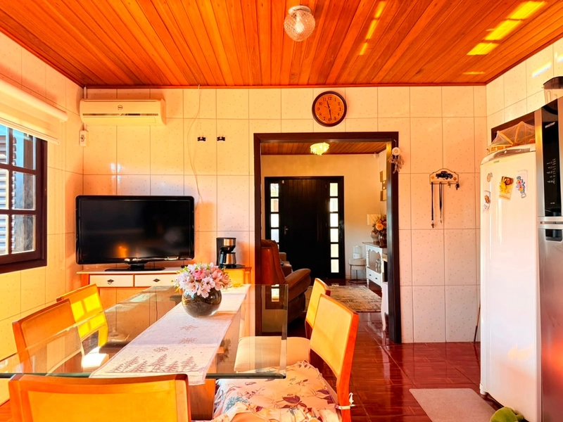 Linda Casa de Esquina em Atlântida Sul!: 6ª foto da galeria de imagens do imóvel