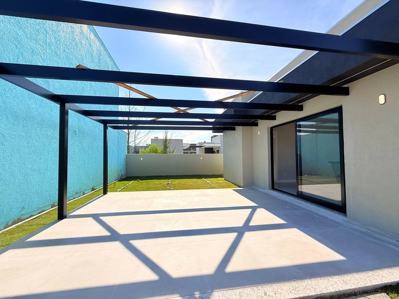 Linda Casa na Avenida Paraguassu com 3 Dormitórios: 11ª foto da galeria de imagens do imóvel
