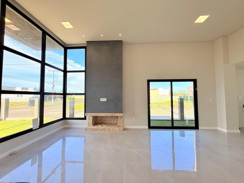 Linda Casa na Avenida Paraguassu com 3 Dormitórios: 4ª foto da galeria de imagens do imóvel