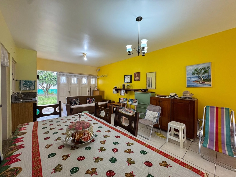 Linda Casa no Centro de Xangri-Lá com 3 Dormitórios e Pátio Amplo!: 14ª foto da galeria de imagens do imóvel