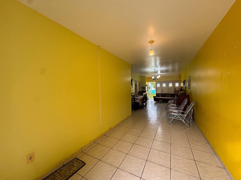 Linda Casa no Centro de Xangri-Lá com 3 Dormitórios e Pátio Amplo!: 15ª foto da galeria de imagens do imóvel