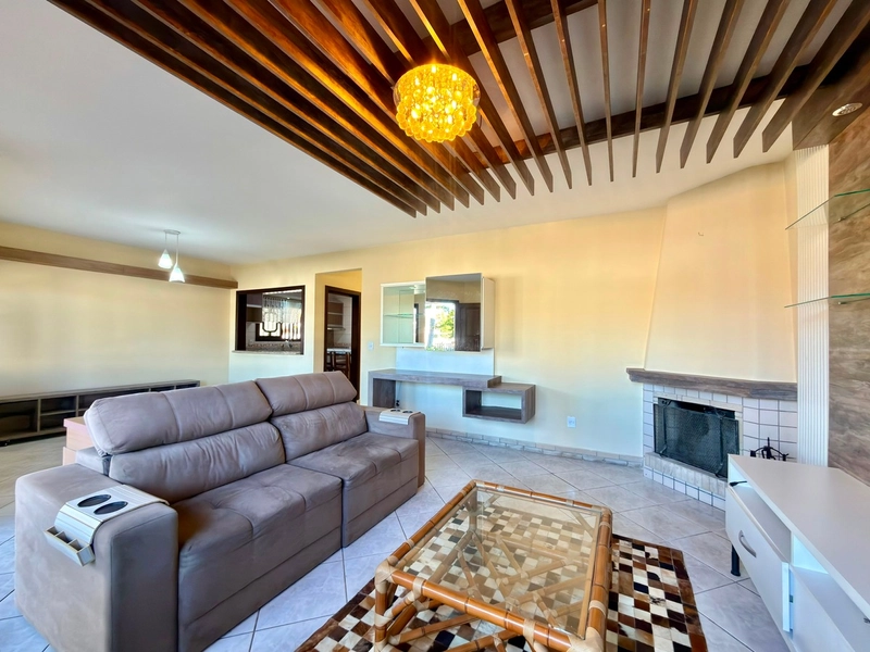 Linda Casa com 3 Dormitórios no Centro de Xangri-Lá!: 6ª foto da galeria de imagens do imóvel
