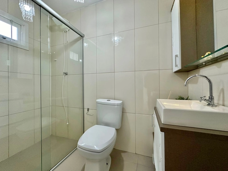Linda Casa em Atlântida Sul com 4 Suítes e Piscina!: 17ª foto da galeria de imagens do imóvel
