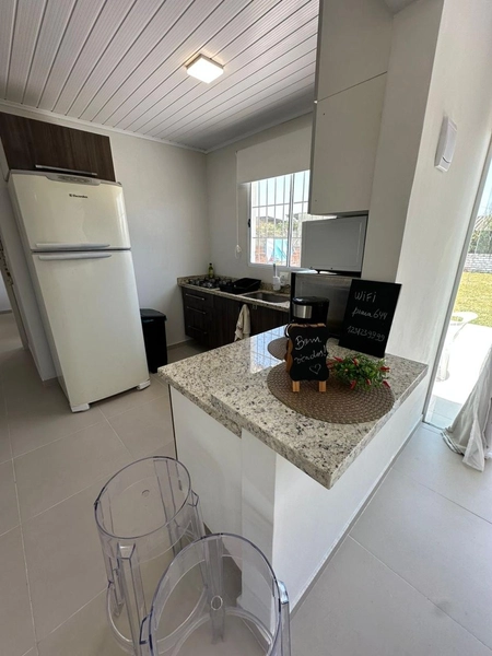Charmosa Casa em Atlântida Sul com 3 Dormitórios e Pátio Amplo!: 10ª foto da galeria de imagens do imóvel
