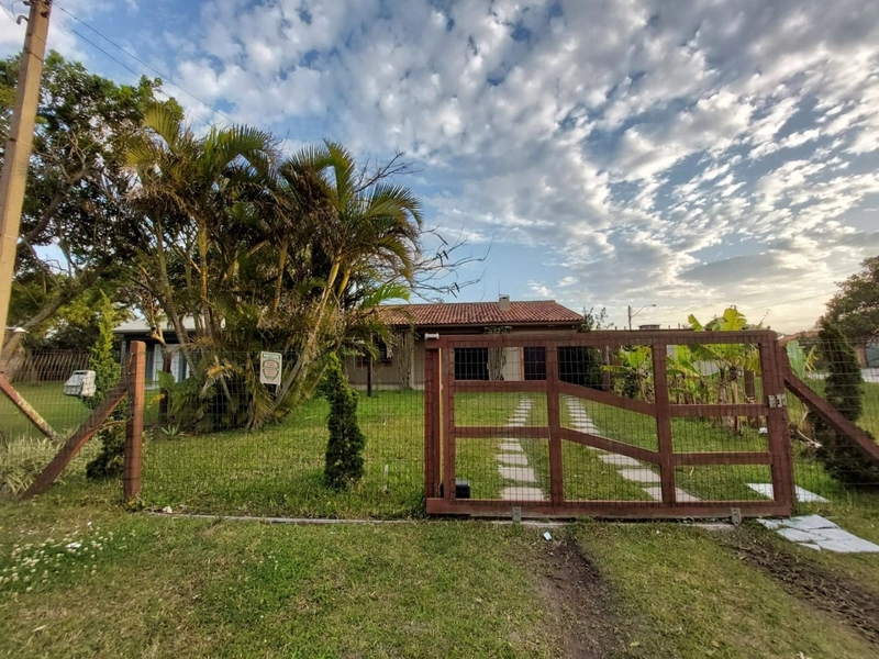 Casa com 3 dormitórios à venda por R$ 335.000,00 - Rainha Do Mar - Xangri-lá/RS: 1ª foto da galeria de imagens do imóvel