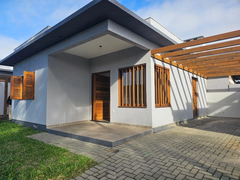 Casa à venda em Xangri-lá/RS: 1ª foto da galeria de imagens do imóvel