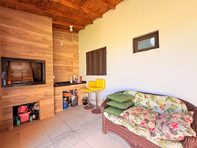 Linda Casa a Venda com Piscina, Espaço Gourmet e Pátio Amplo!: 12ª foto da galeria de imagens do imóvel