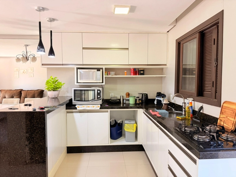 Linda Casa a Venda com Piscina, Espaço Gourmet e Pátio Amplo!: 7ª foto da galeria de imagens do imóvel