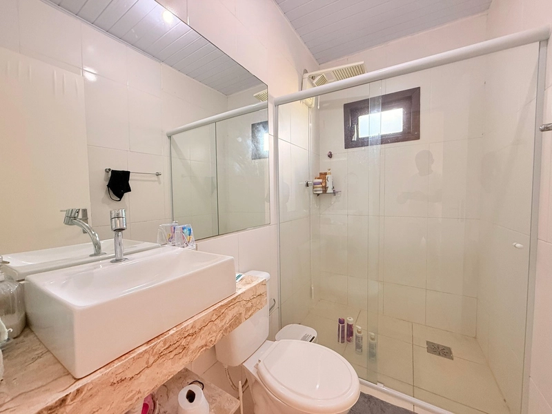 Linda Casa a Venda com Piscina, Espaço Gourmet e Pátio Amplo!: 10ª foto da galeria de imagens do imóvel