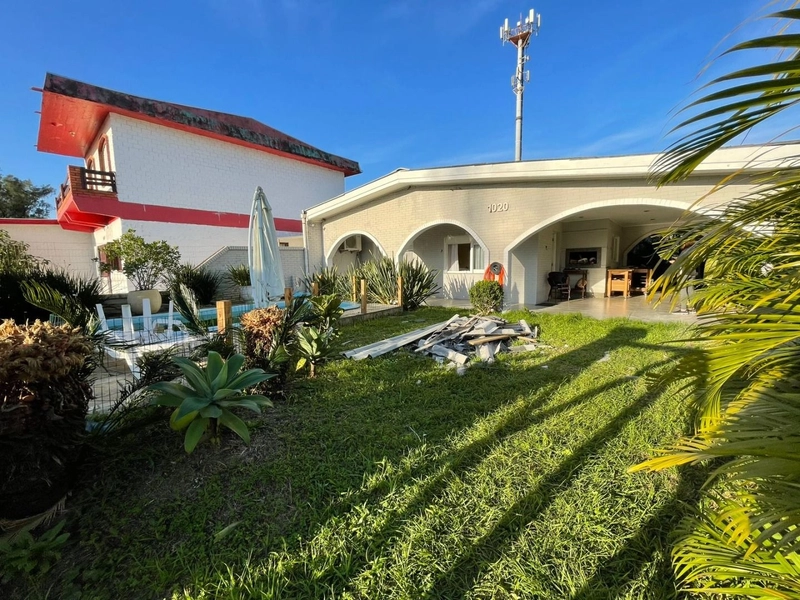 Casa à venda em Xangri-lá/RS: 1ª foto da galeria de imagens do imóvel