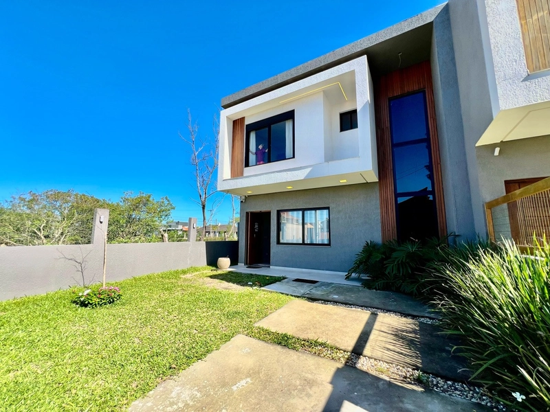 Casa à venda em Xangri-lá/RS: 1ª foto da galeria de imagens do imóvel