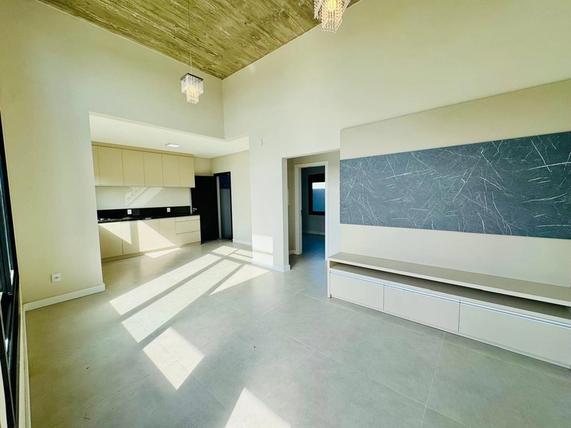Casa à Venda em Localização Privilegiada: 8ª foto da galeria de imagens do imóvel