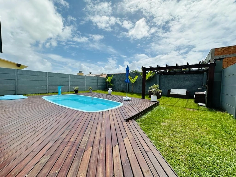 Casa à venda em Atlantida Sul: 14ª foto da galeria de imagens do imóvel