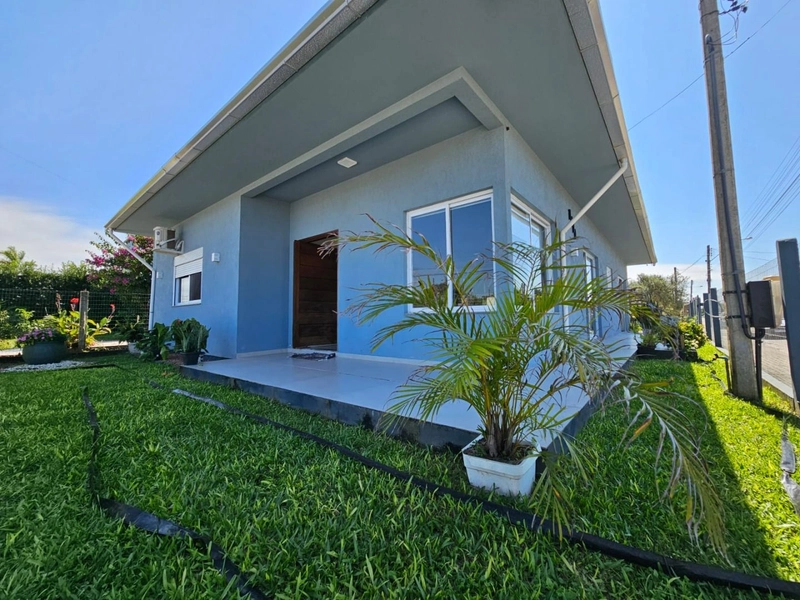 Casa à venda em Rainha do Mar: 1ª foto da galeria de imagens do imóvel