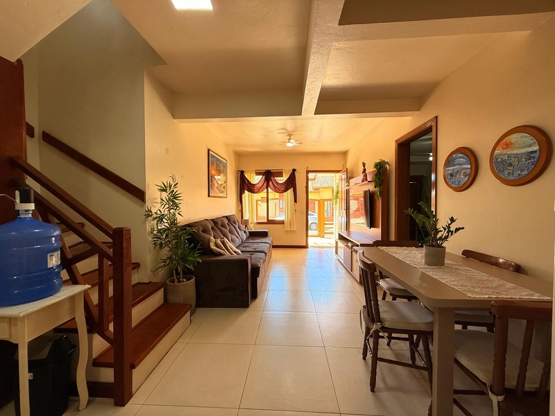 Sobrado com 2 dormitórios com sacada, próximo ao Mar!: 10ª foto da galeria de imagens do imóvel