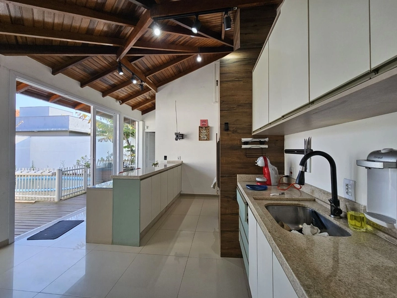 Casa à venda em Atlantida Sul: 11ª foto da galeria de imagens do imóvel