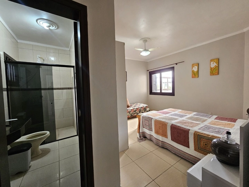 Casa à venda em Atlantida Sul: 6ª foto da galeria de imagens do imóvel