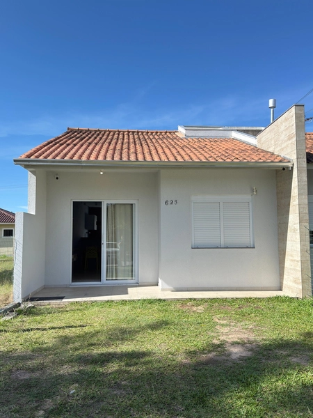 Casa Geminada em Noiva do Mar: 1ª foto da galeria de imagens do imóvel