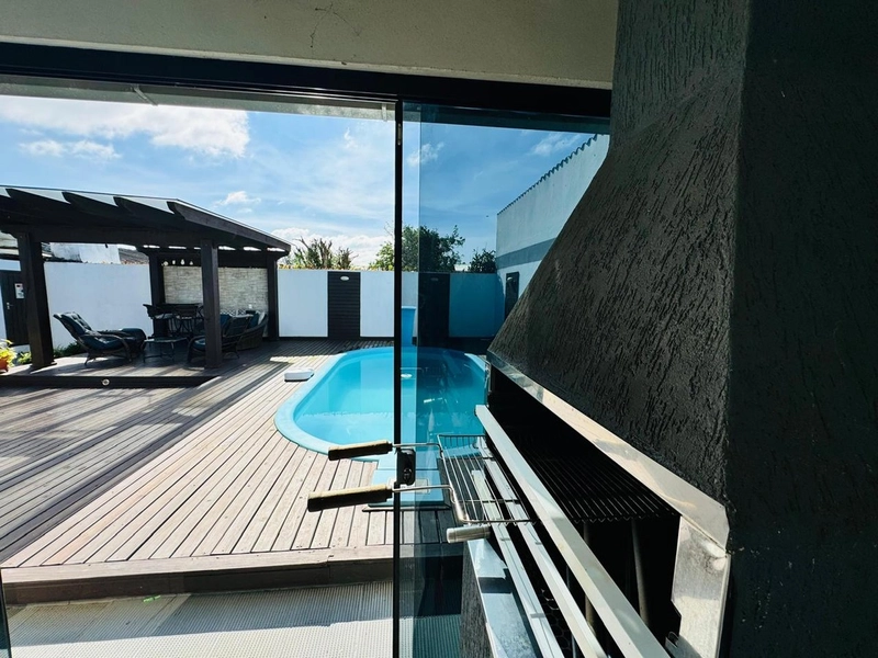 Casa à venda em Atlantida Sul: 19ª foto da galeria de imagens do imóvel