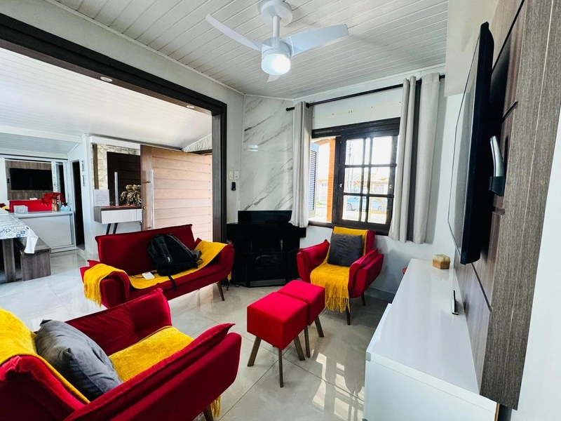 Casa à venda em Atlantida Sul: 3ª foto da galeria de imagens do imóvel