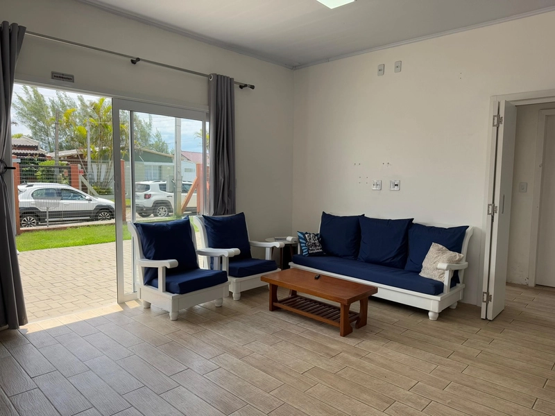 Sua casa na Praia de Atlântida Sul,400m do mar.: 4ª foto da galeria de imagens do imóvel