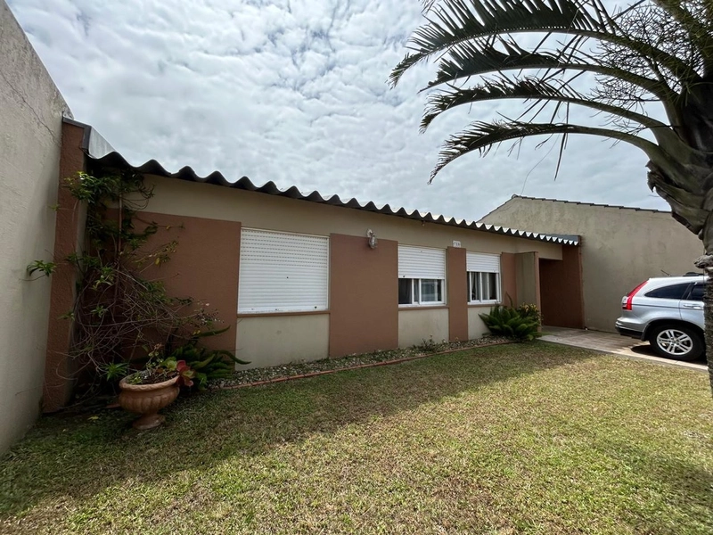 SUA CASA NA PRAIA EM ATLÂNTIDA SUL: 2ª foto da galeria de imagens do imóvel