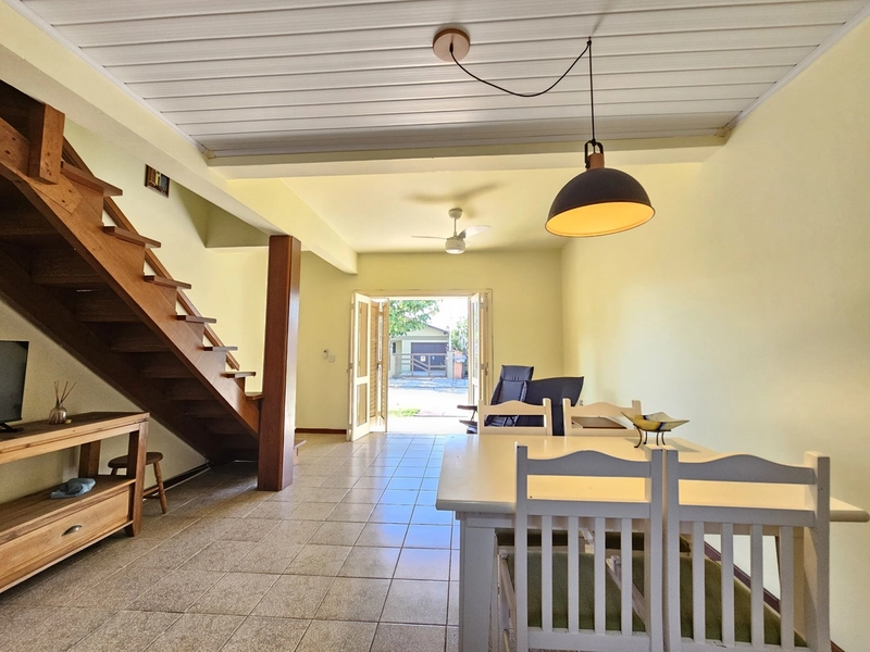 LINDO SOBRADO, SUA CASA NA PRAIA!: 6ª foto da galeria de imagens do imóvel