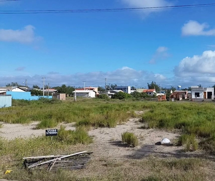 SUA CASA NA PRAIA, TERRENO EM ATLÂNTIDA SUL!: 4ª foto da galeria de imagens do imóvel