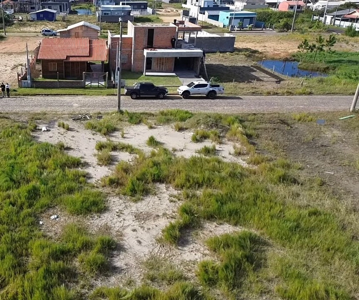 SUA CASA NA PRAIA, TERRENO EM ATLÂNTIDA SUL!: 3ª foto da galeria de imagens do imóvel