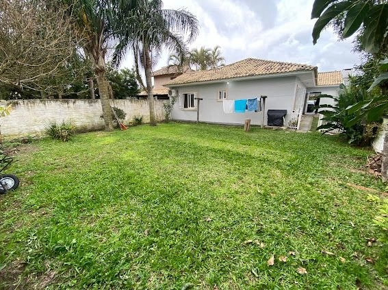 Seu Novo Lar: Casa com Lareira, Churrasqueira e Garagem Fechada!: 1ª foto da galeria de imagens do imóvel