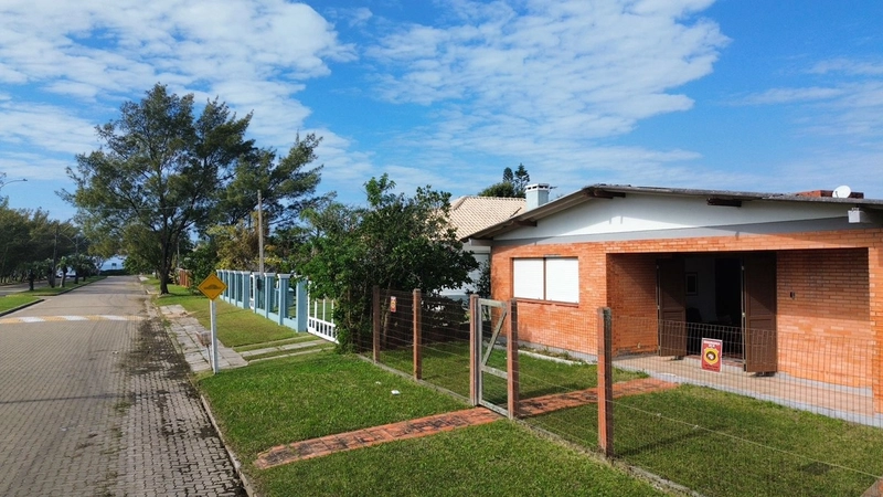 Ampla Casa – Conforto e Espaço para Toda a família: 1ª foto da galeria de imagens do imóvel
