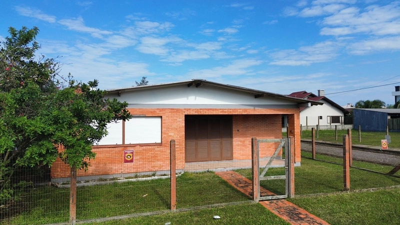 Ampla Casa – Conforto e Espaço para Toda a família: 2ª foto da galeria de imagens do imóvel