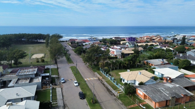 Ampla Casa – Conforto e Espaço para Toda a família: 3ª foto da galeria de imagens do imóvel