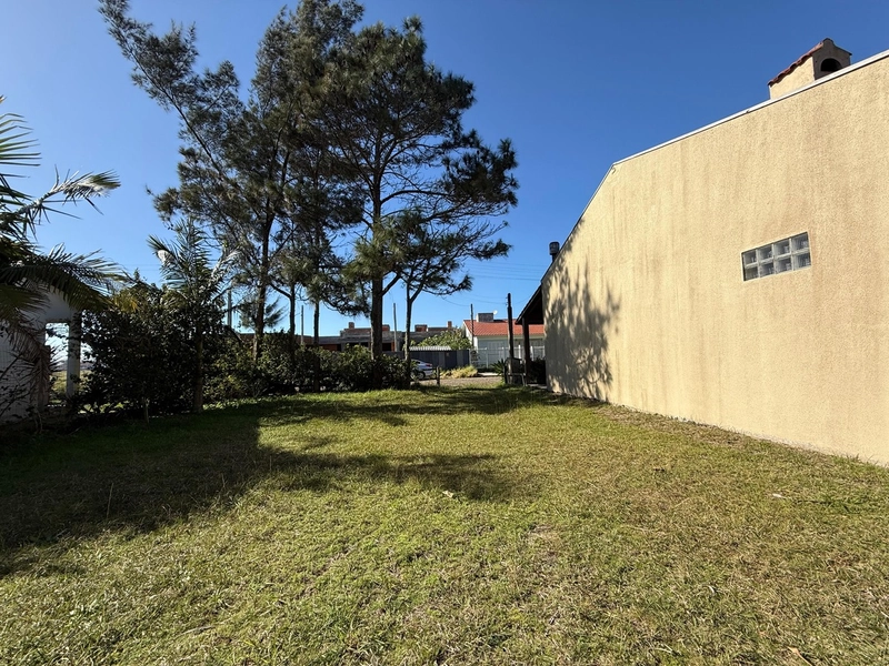 Oportunidade á venda– Casa com piscina e pátio amplo!: 18ª foto da galeria de imagens do imóvel